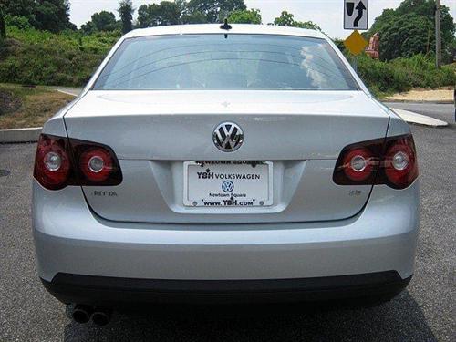 Volkswagen Jetta 2009 photo 4
