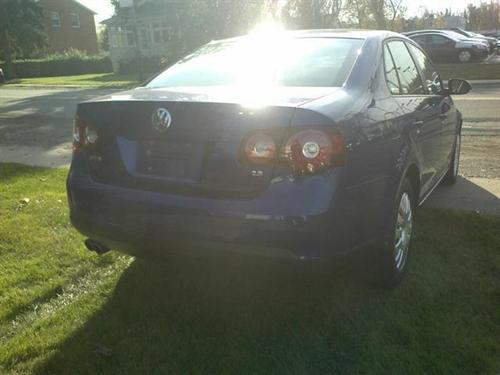 Volkswagen Jetta 2009 photo 2
