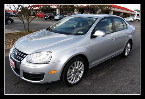 Volkswagen Jetta 2WD 4dr XLT Other