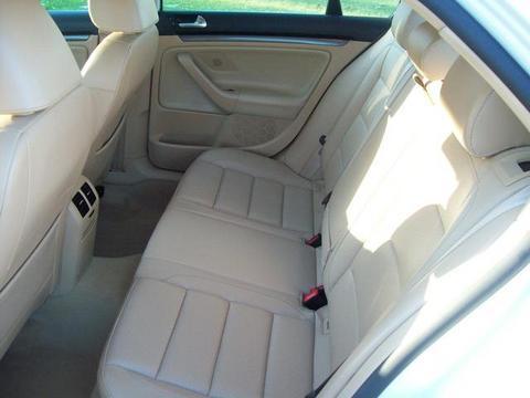 Volkswagen Jetta 2009 photo 3