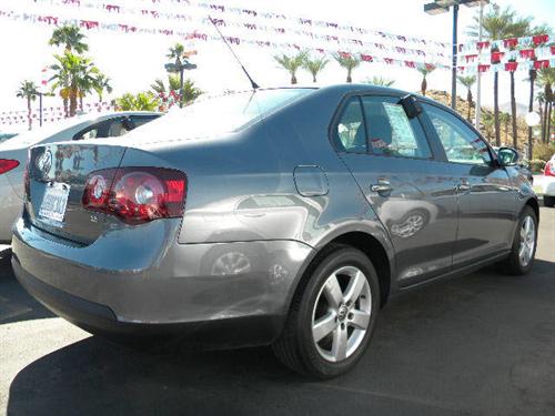 Volkswagen Jetta 2009 photo 3