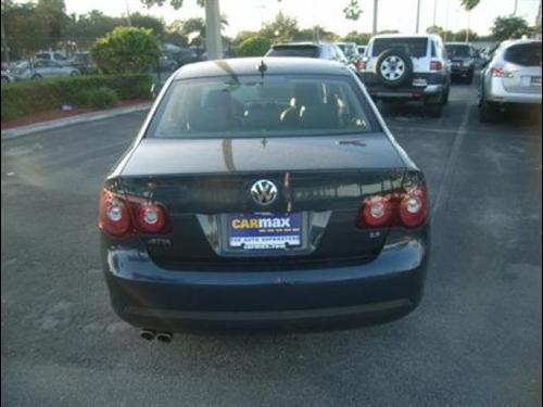Volkswagen Jetta 2009 photo 2