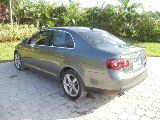 Volkswagen Jetta 2009 photo 4