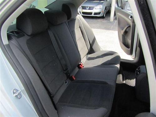 Volkswagen Jetta 2009 photo 2