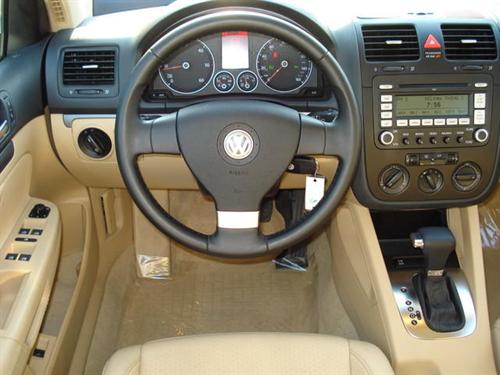 Volkswagen Jetta 2009 photo 3