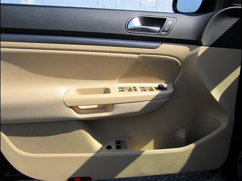 Volkswagen Jetta 2009 photo 1