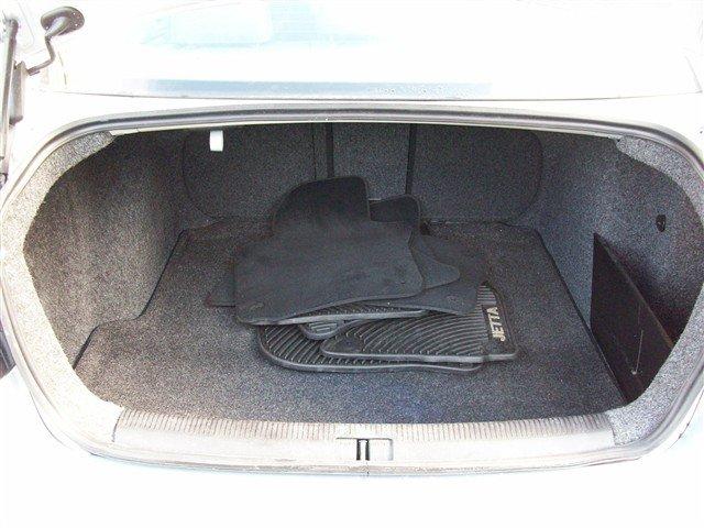 Volkswagen Jetta 2009 photo 4