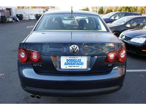 Volkswagen Jetta 2009 photo 2