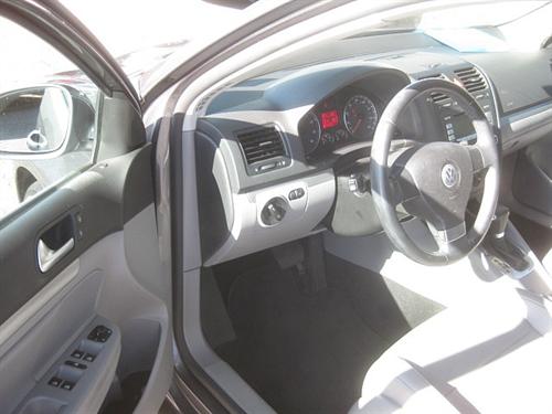 Volkswagen Jetta 2009 photo 2