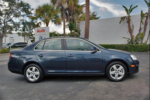 Volkswagen Jetta 2009 photo 3