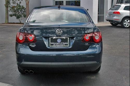 Volkswagen Jetta 2009 photo 5