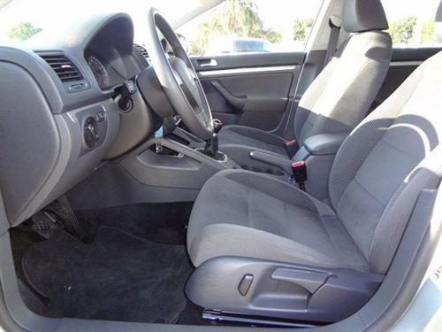 Volkswagen Jetta 2009 photo 2