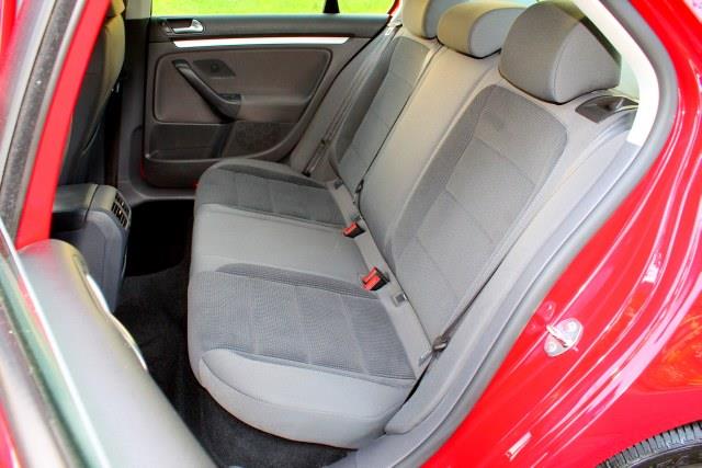 Volkswagen Jetta 2009 photo 16