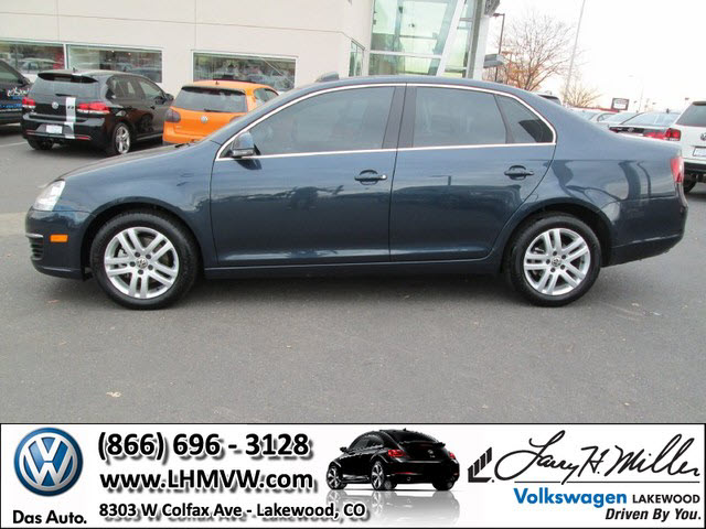 Volkswagen Jetta 2010 photo 2