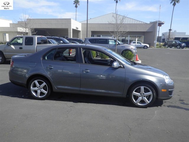 Volkswagen Jetta 2010 photo 1