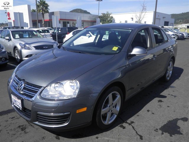 Volkswagen Jetta 2010 photo 3