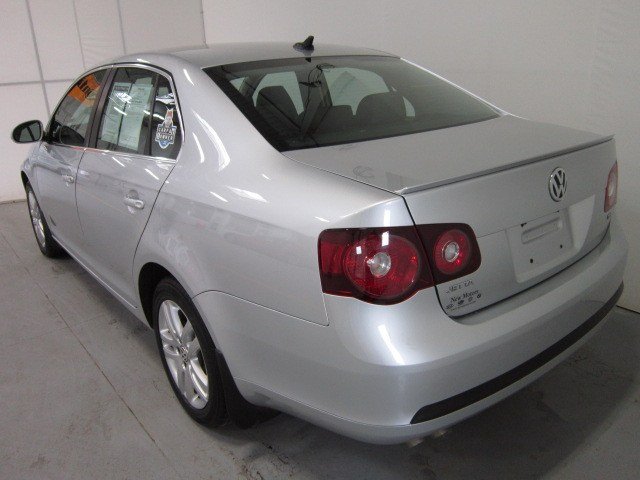 Volkswagen Jetta 2010 photo 5