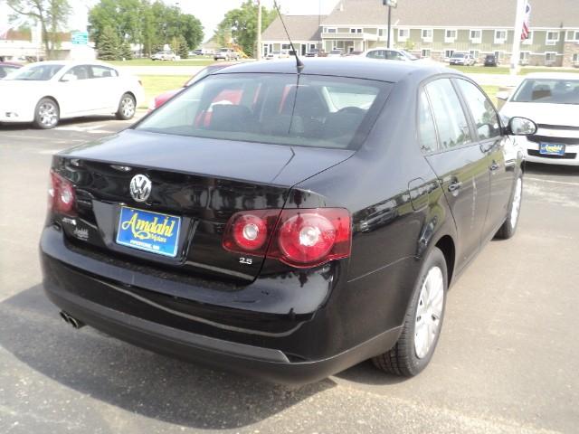 Volkswagen Jetta 2010 photo 1