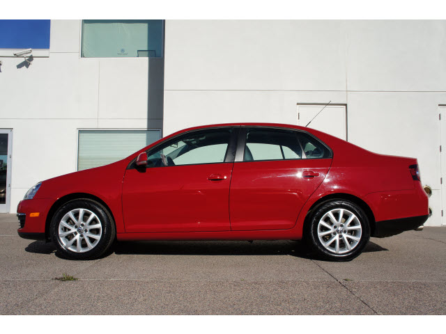 Volkswagen Jetta 2010 photo 1