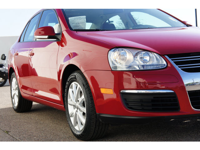 Volkswagen Jetta 2010 photo 2