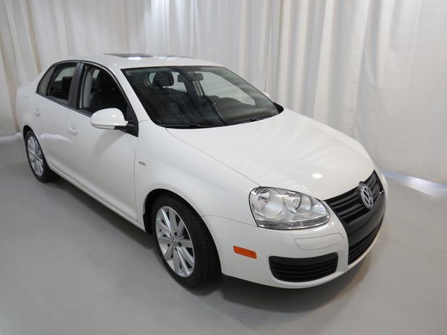 Volkswagen Jetta 2010 photo 1