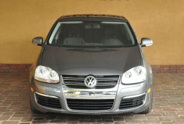 Volkswagen Jetta 2010 photo 3