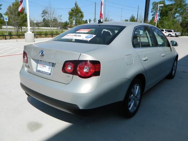 Volkswagen Jetta LS Premium Group Unspecified