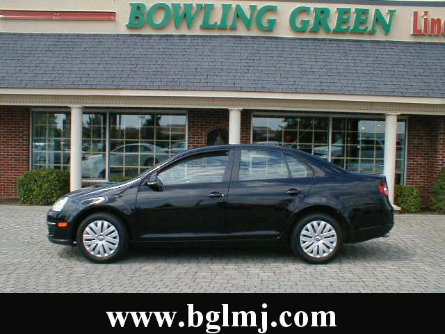 Volkswagen Jetta XR Sedan