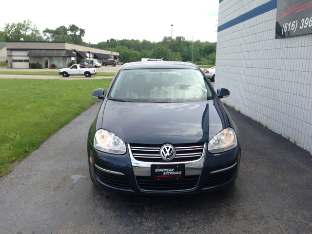 Volkswagen Jetta 2010 photo 1