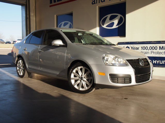 Volkswagen Jetta 2010 photo 1