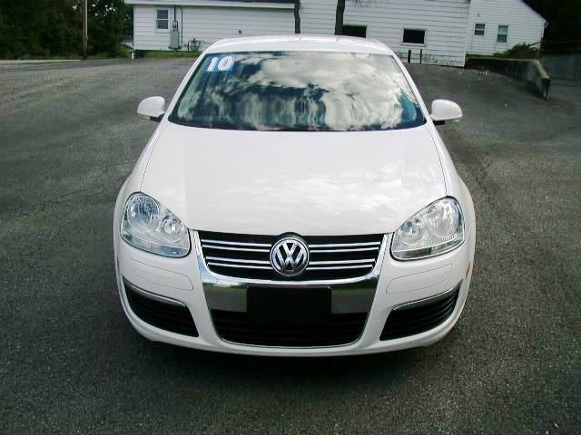 Volkswagen Jetta 2010 photo 1