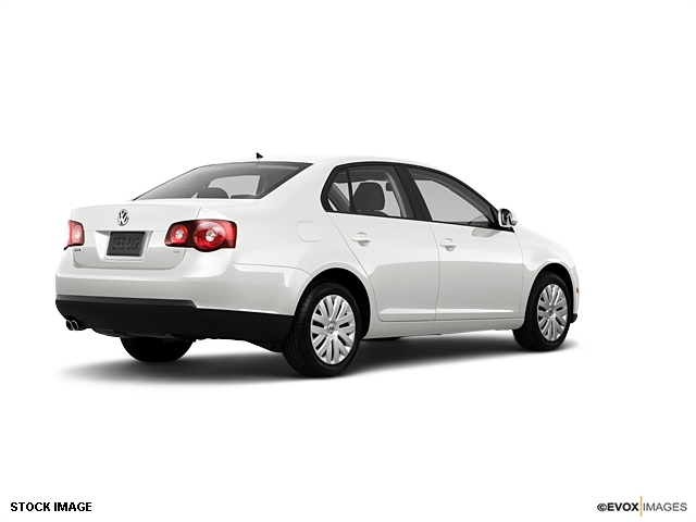Volkswagen Jetta 2010 photo 2