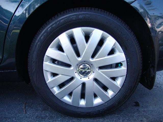 Volkswagen Jetta 2010 photo 1