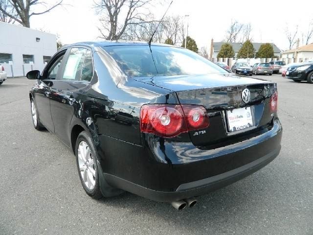Volkswagen Jetta 2010 photo 1