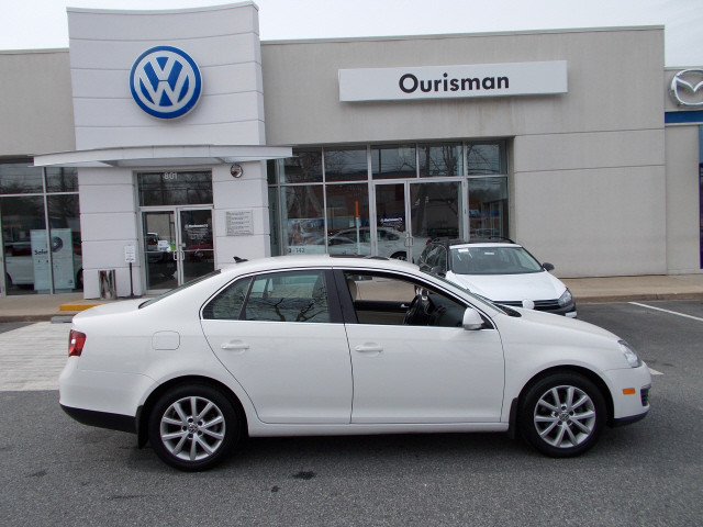 Volkswagen Jetta 2010 photo 3
