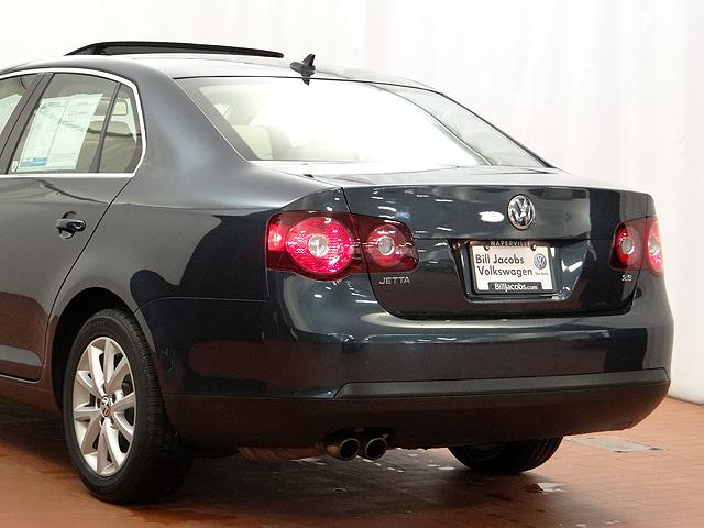 Volkswagen Jetta LS Premium Group Unspecified