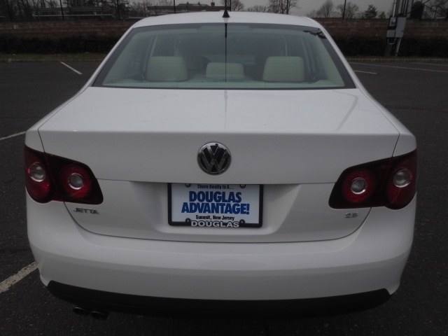 Volkswagen Jetta 2010 photo 5