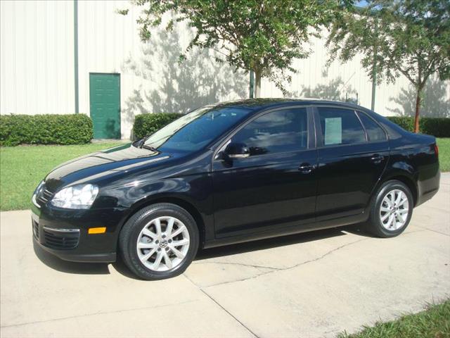 Volkswagen Jetta 2010 photo 4