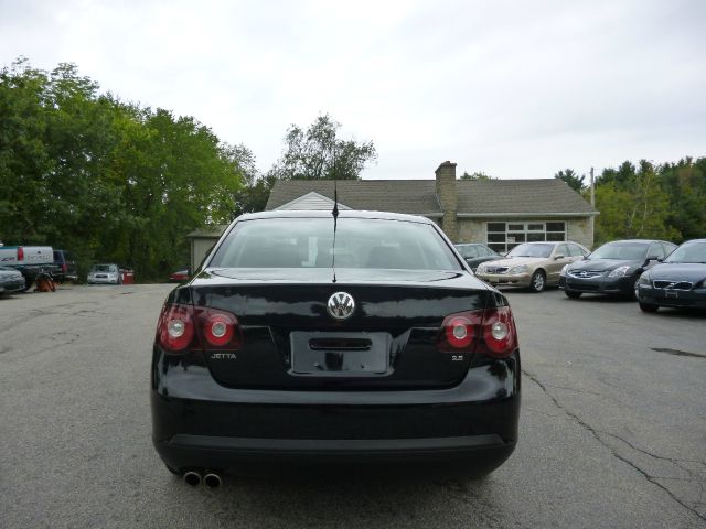 Volkswagen Jetta 2010 photo 1