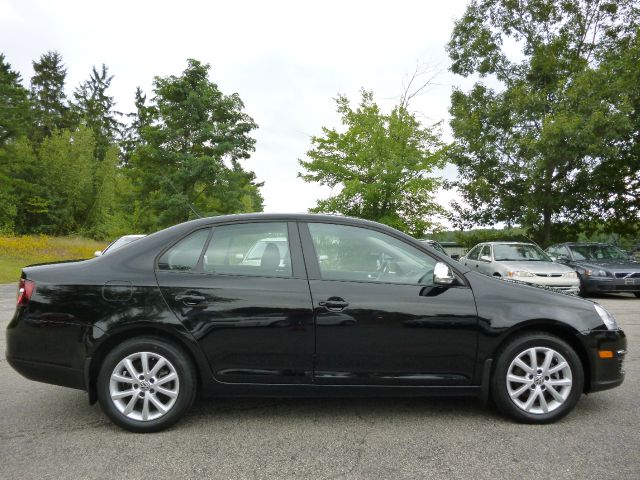 Volkswagen Jetta 2010 photo 4