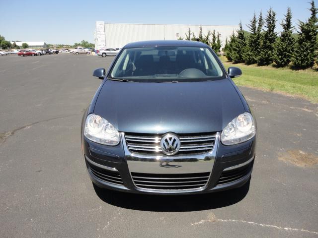 Volkswagen Jetta 2010 photo 1