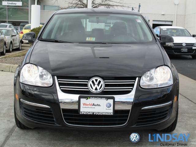 Volkswagen Jetta 2010 photo 4