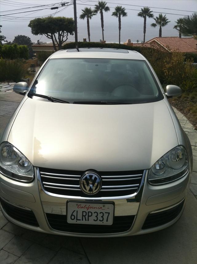 Volkswagen Jetta 2010 photo 2