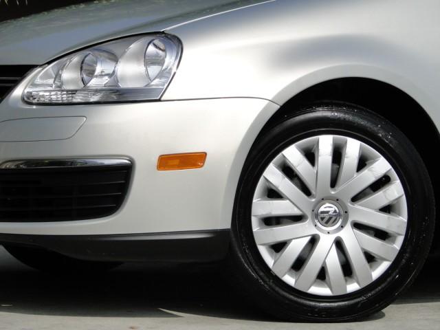 Volkswagen Jetta 2010 photo 5