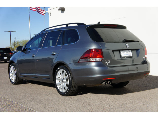 Volkswagen Jetta 2010 photo 4