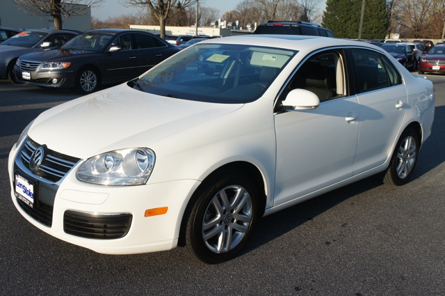 Volkswagen Jetta CD With MP3 Unspecified