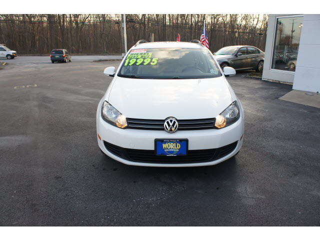 Volkswagen Jetta 2010 photo 3