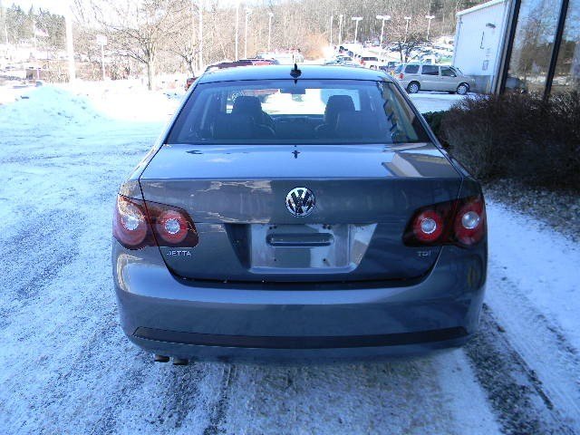 Volkswagen Jetta 2010 photo 3
