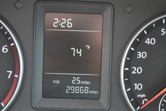 Volkswagen Jetta 2010 photo 3