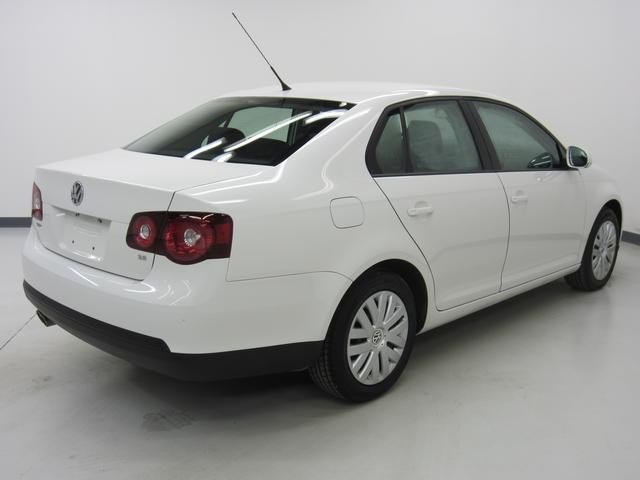 Volkswagen Jetta 2010 photo 5
